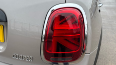 MINI Hatchback 1.5 Cooper Classic Premium Plus 5dr Auto Petrol Hatchback